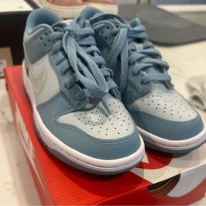 Size 6 blue dunks